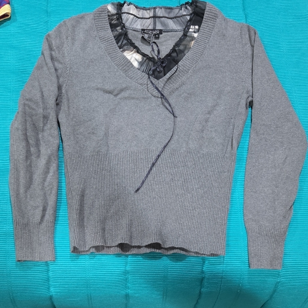 Gray V-Neck Sweater with Plaid Collar